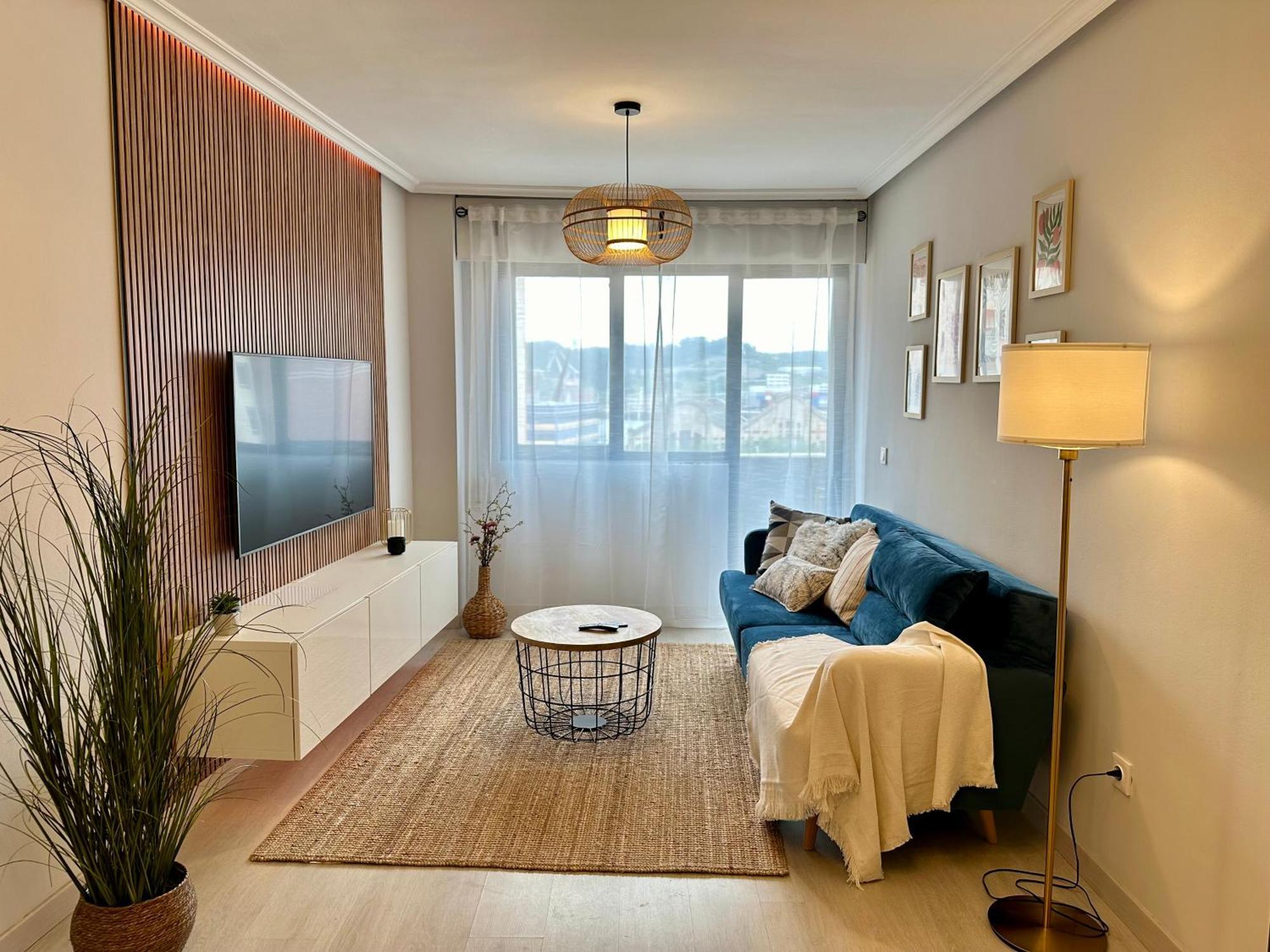 Ana, Centrico Y Tranquilo, Parking Incluido Apartamento